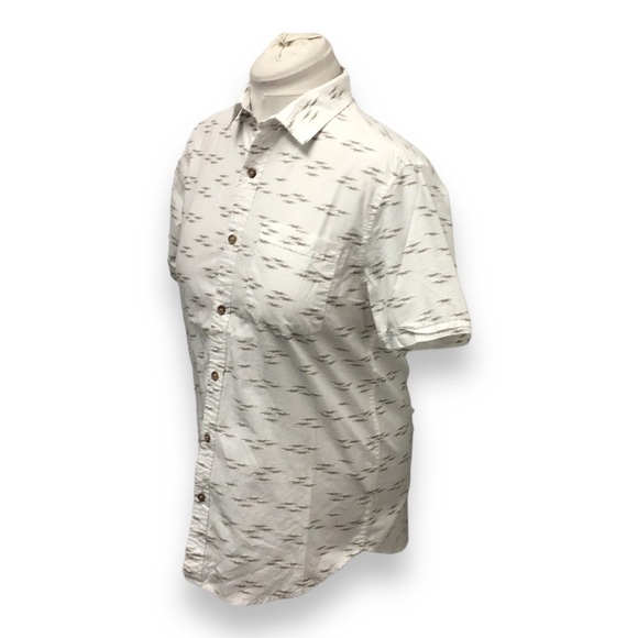 Plugg Mens Short Sleeve Button Down Casual Shirt, White, size S - Picture 3 of 13